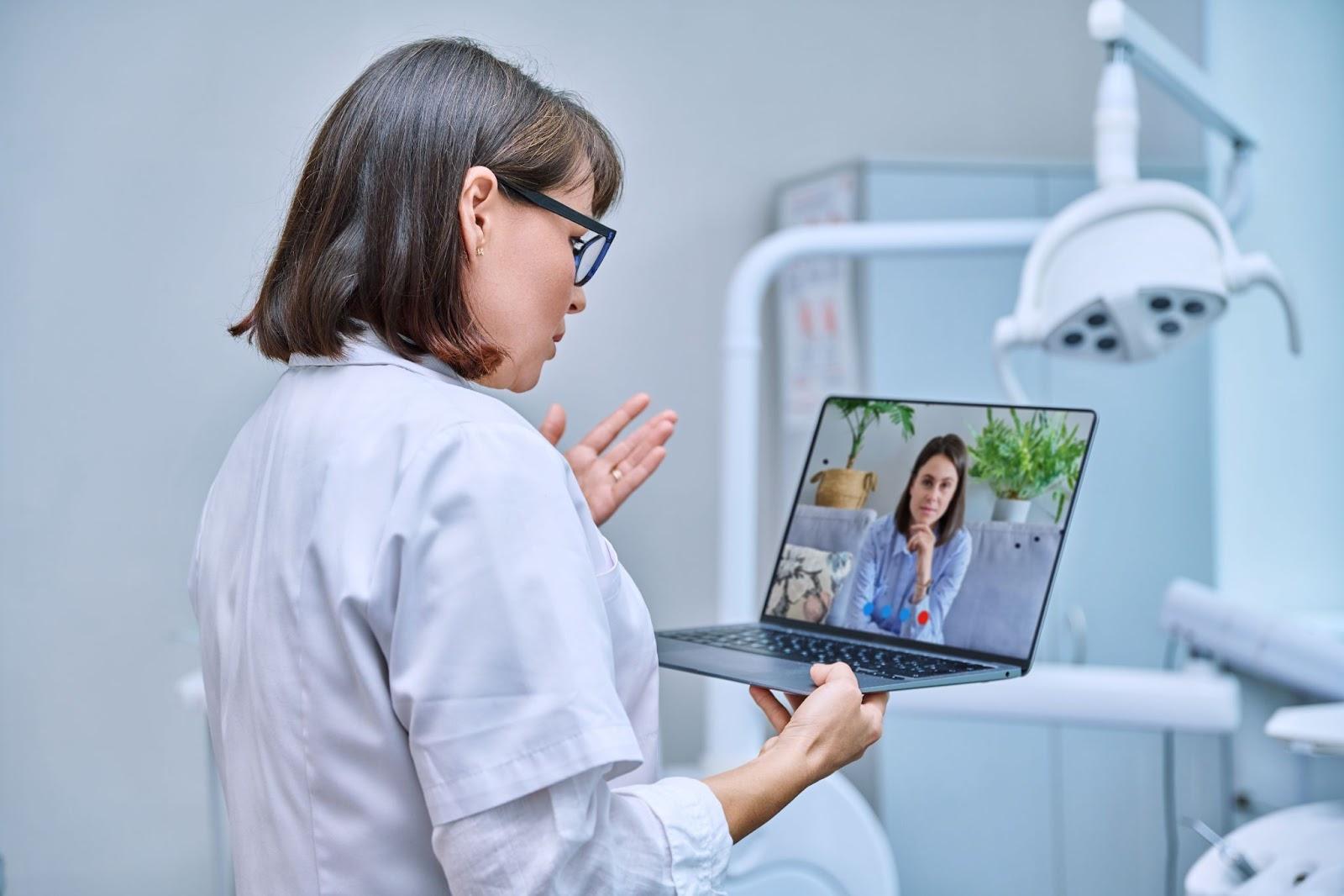 Telemedicine and after-hours care options for DPC patients.
